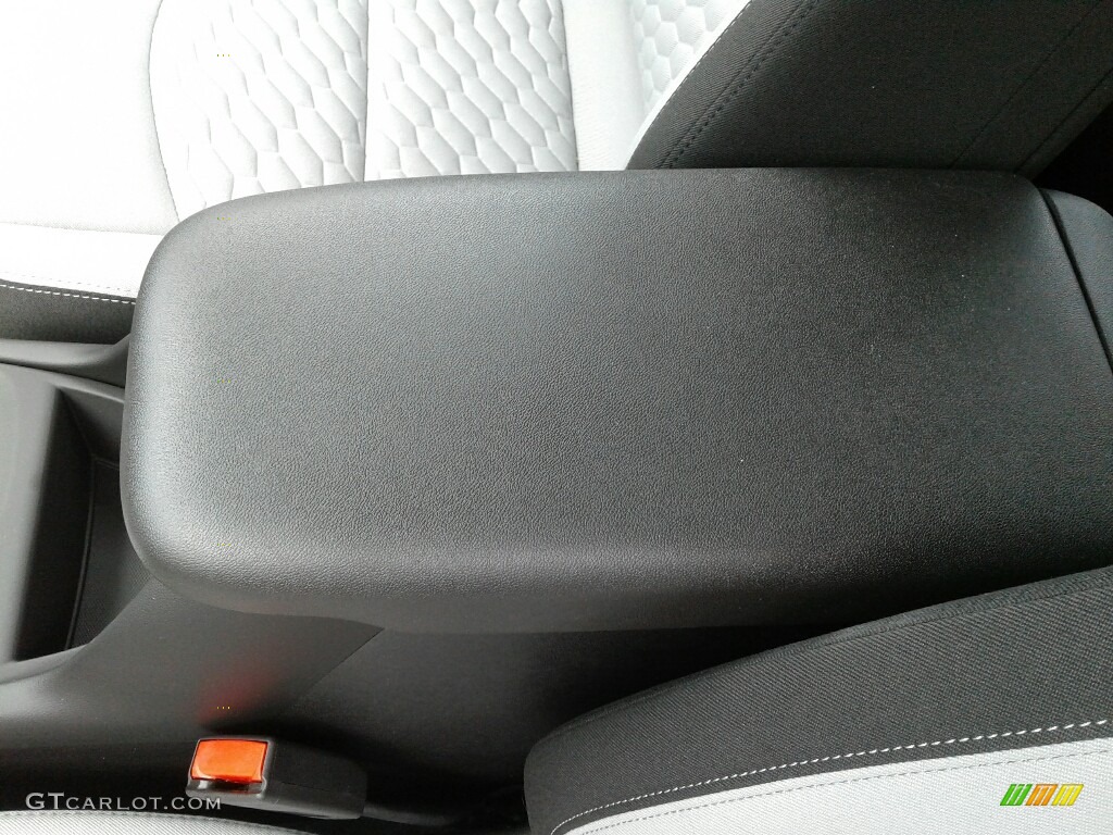 2018 Equinox LS - Ivy Metallic / Medium Ash Gray photo #18