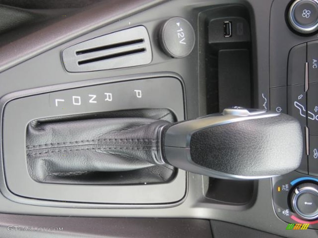 2018 Ford Focus S Sedan Transmission Photos