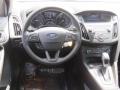 White Gold - Focus SE Sedan Photo No. 4