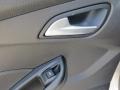 White Gold - Focus SE Sedan Photo No. 6