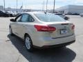 White Gold - Focus SE Sedan Photo No. 23