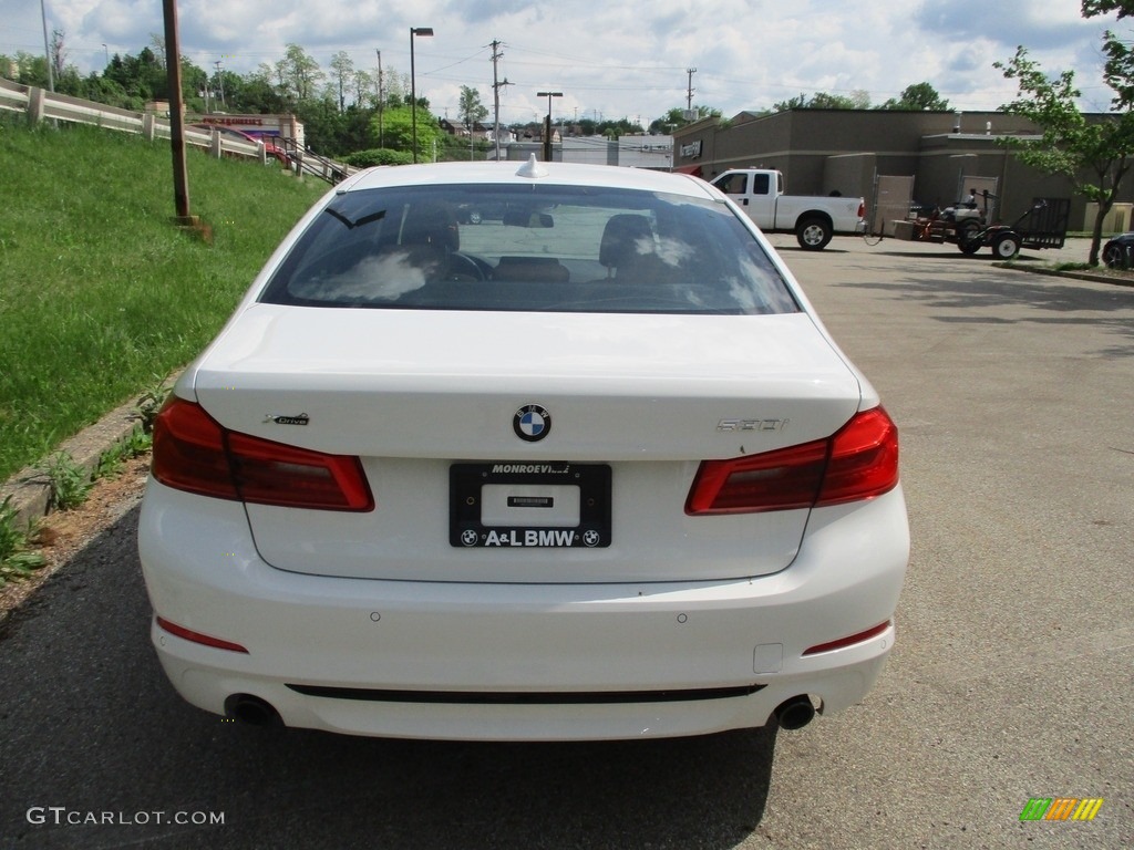2018 5 Series 530i xDrive Sedan - Alpine White / Cognac photo #4