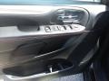 Black Onyx - Grand Caravan GT Photo No. 4