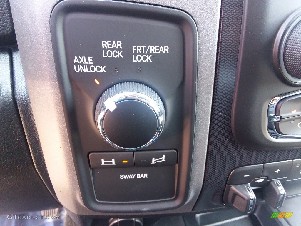 2018 Ram 2500 Power Wagon Crew Cab 4x4 Controls Photo #127235281