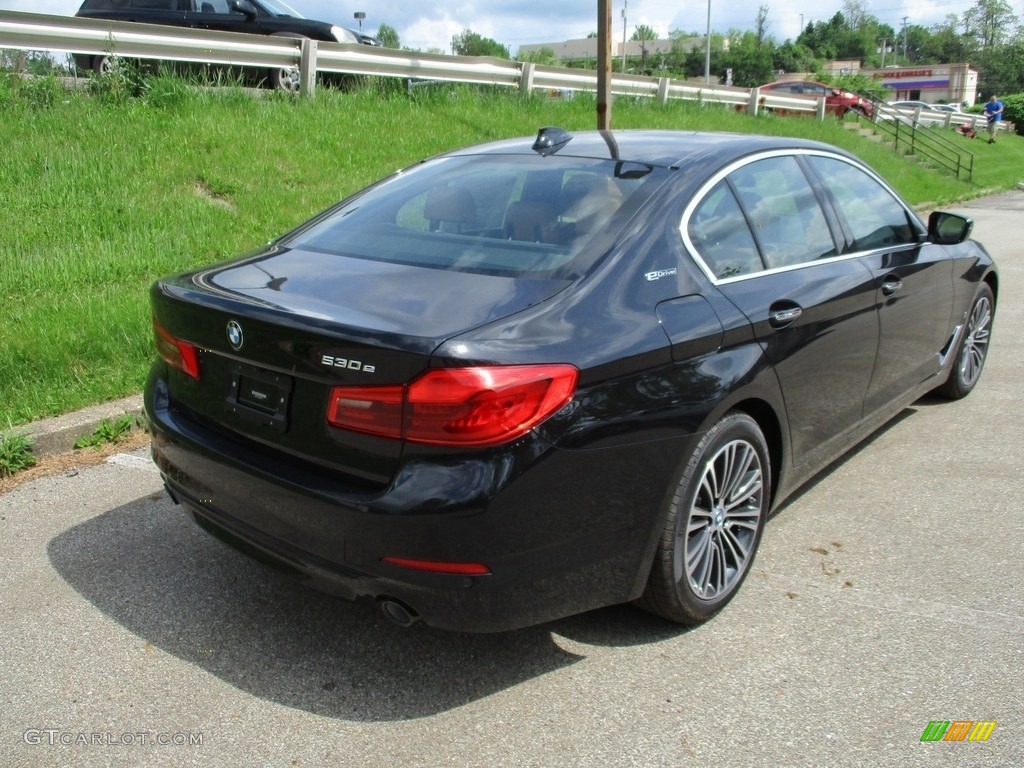 2018 5 Series 530e iPerfomance xDrive Sedan - Jet Black / Cognac photo #3