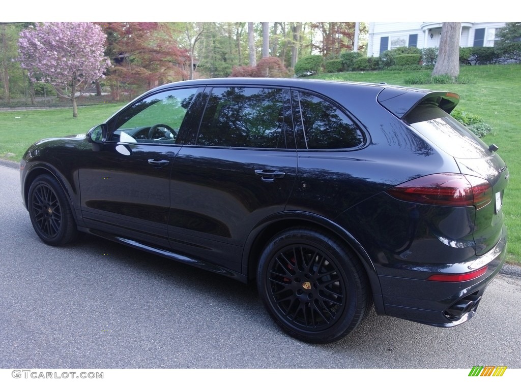 2018 Cayenne GTS - Moonlight Blue Metallic / Black photo #4