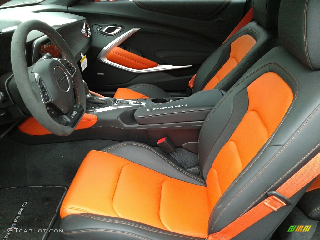 2018 Chevrolet Camaro LT Coupe Hot Wheels Package Front Seat Photo #127237825