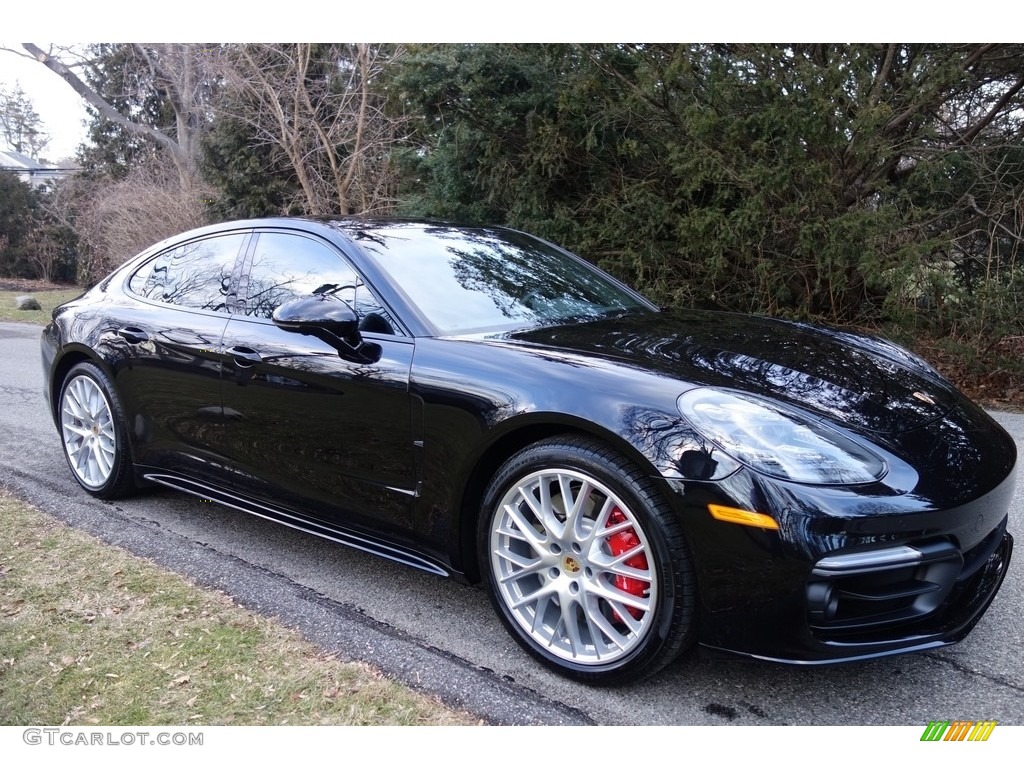 2017 Porsche Panamera Turbo Exterior Photos