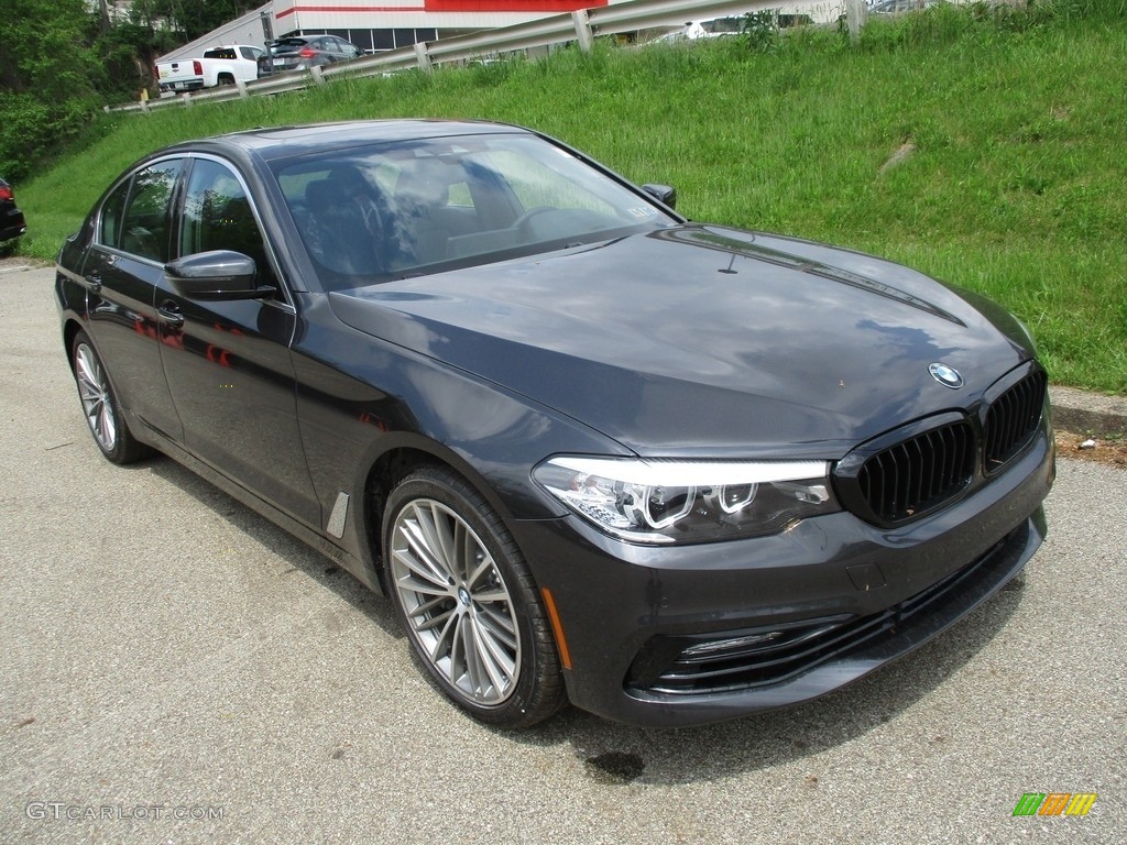 2018 5 Series 540i xDrive Sedan - Dark Graphite Metallic / Black photo #9