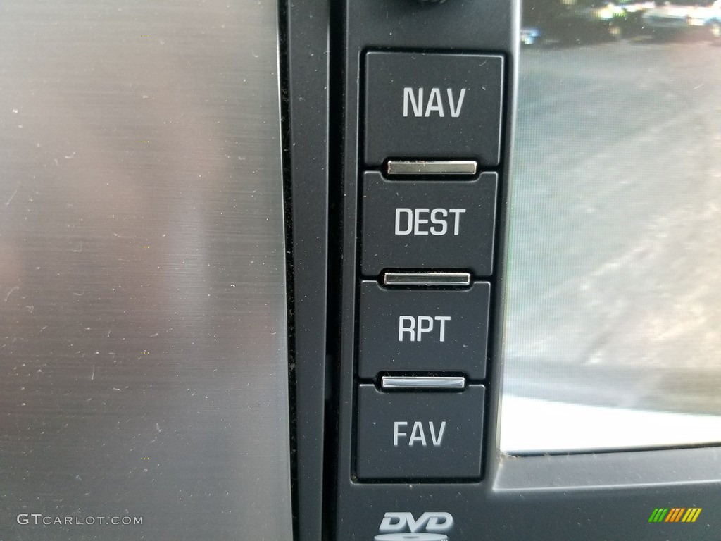 2010 Tahoe LT 4x4 - Sheer Silver Metallic / Light Titanium/Dark Titanium photo #30