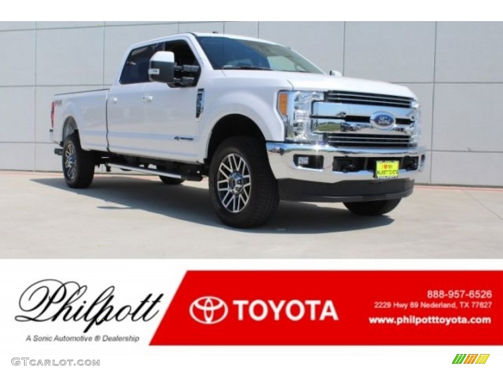 2017 F350 Super Duty Lariat Crew Cab 4x4 - Oxford White / Black photo #1