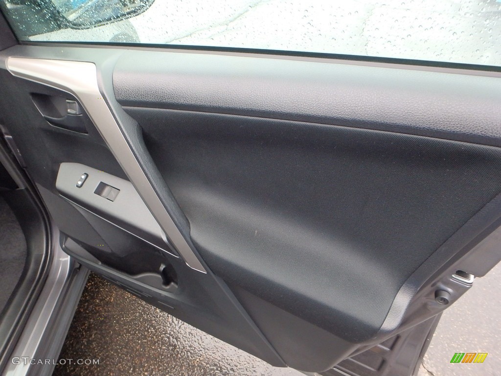 2016 RAV4 LE AWD - Magnetic Gray Metallic / Black photo #17