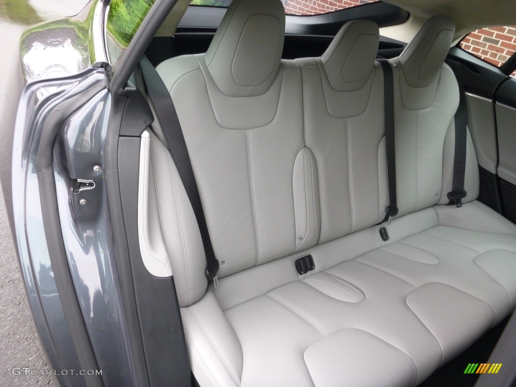 2016 Tesla Model S 90D Rear Seat Photo #127245181