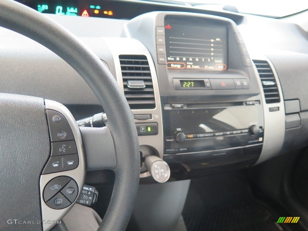 2006 Prius Hybrid - Super White / Gray photo #17