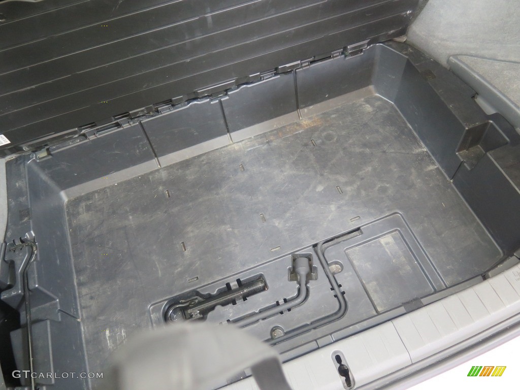 2006 Prius Hybrid - Super White / Gray photo #28