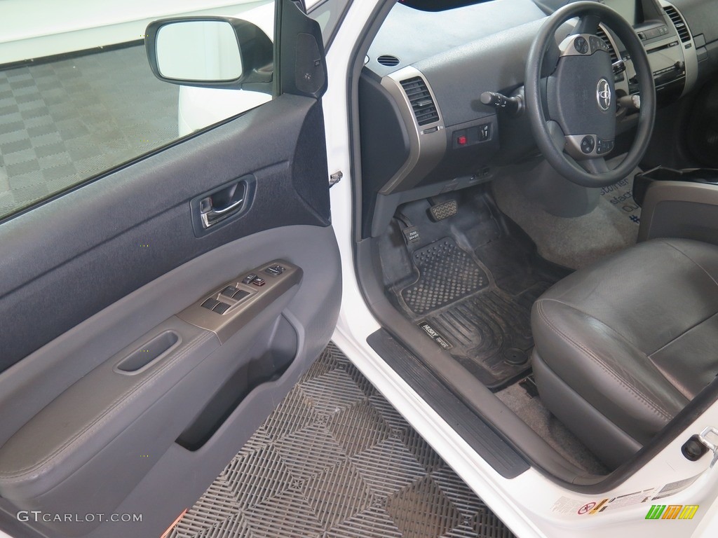 2006 Prius Hybrid - Super White / Gray photo #30