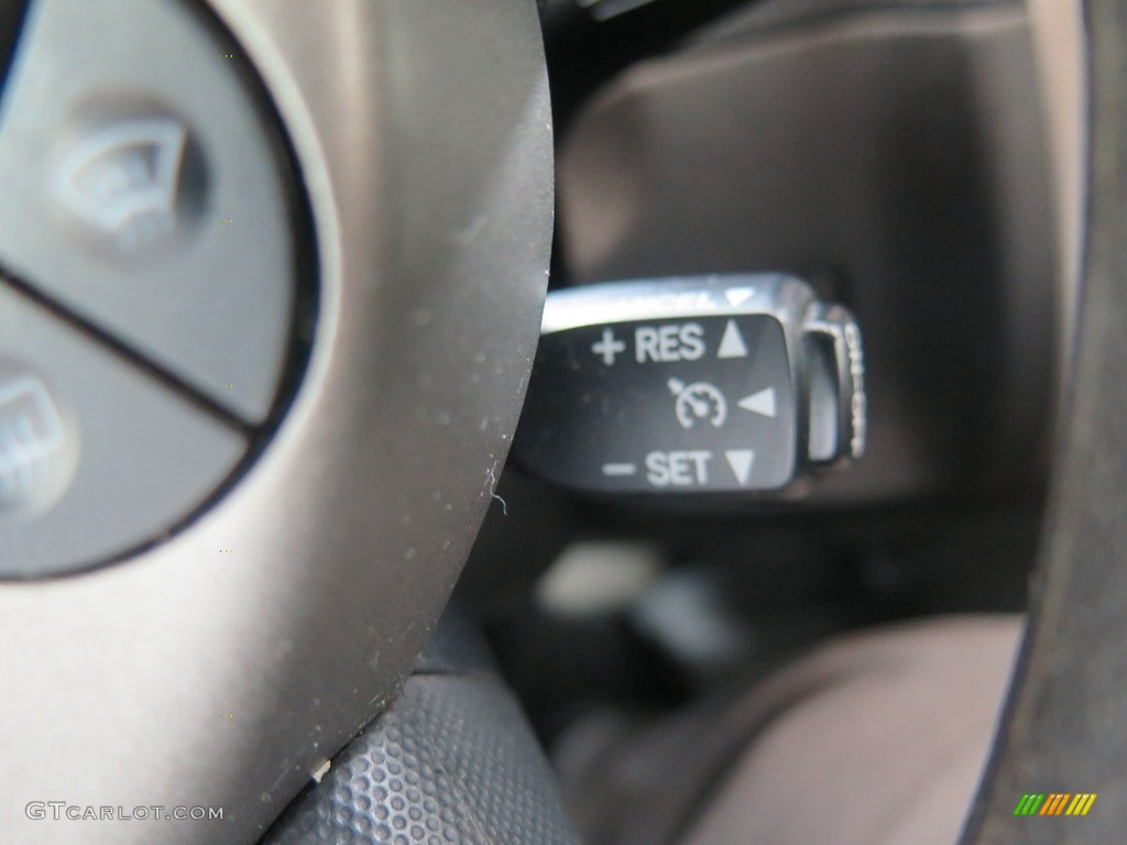 2006 Prius Hybrid - Super White / Gray photo #40