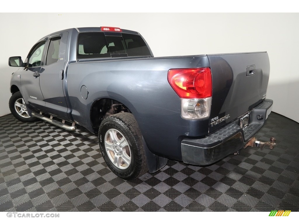 2008 Tundra SR5 Double Cab 4x4 - Slate Gray Metallic / Black photo #8