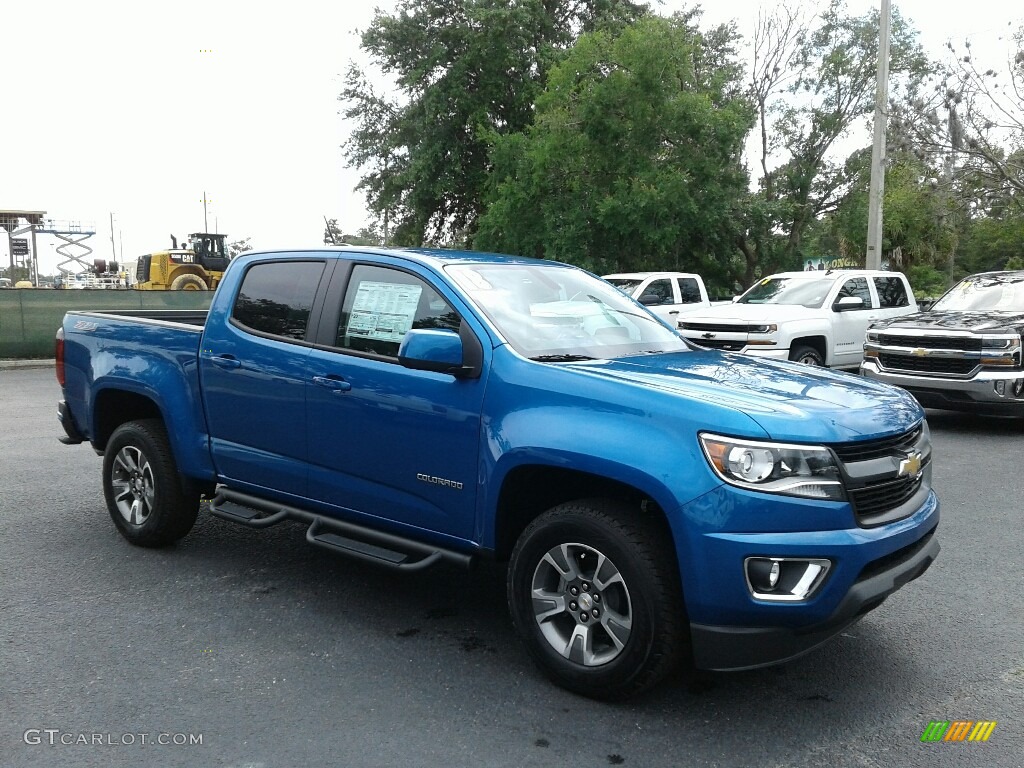 Kinetic Blue Metallic 2018 Chevrolet Colorado Z71 Crew Cab Exterior Photo #127249633