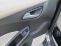 Magnetic - Focus SE Sedan Photo No. 6