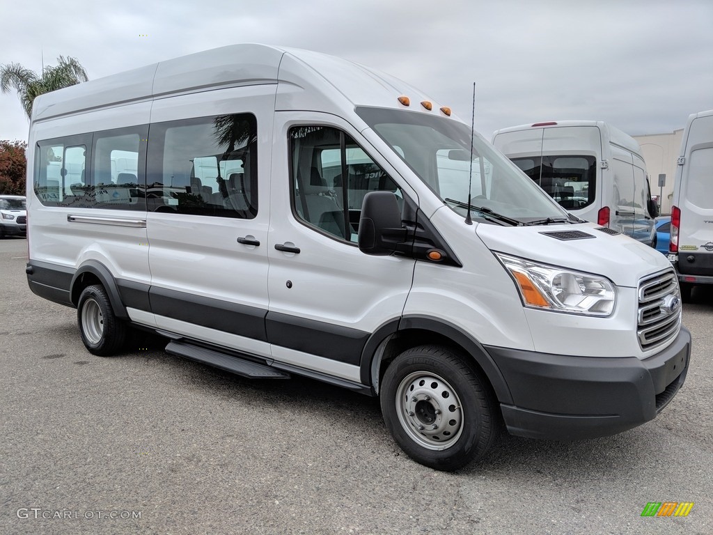 2018 Ford Transit Passenger Wagon XLT 350 HR Long Exterior Photos