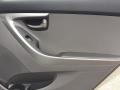 Silver - Elantra SE Photo No. 23