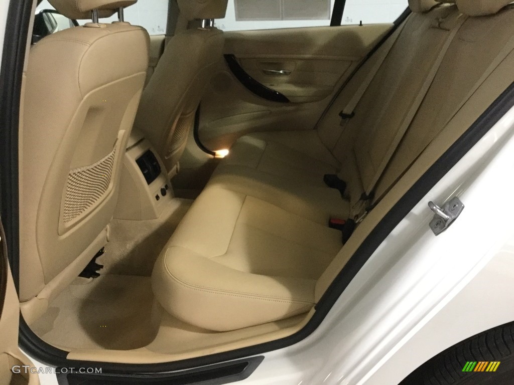 2015 3 Series 328i xDrive Sedan - Alpine White / Venetian Beige photo #14