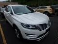 White Platinum - MKC Premier AWD Photo No. 4