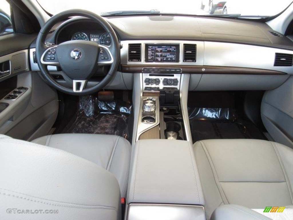 2015 XF 2.0T Premium - British Racing Green Metallic / Dove/Warm Charcoal photo #4
