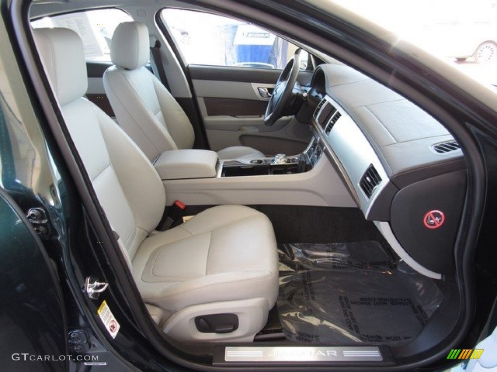 2015 XF 2.0T Premium - British Racing Green Metallic / Dove/Warm Charcoal photo #20