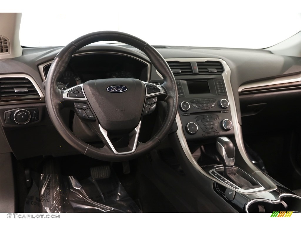 2015 Fusion SE - Deep Impact Blue Metallic / Charcoal Black photo #6