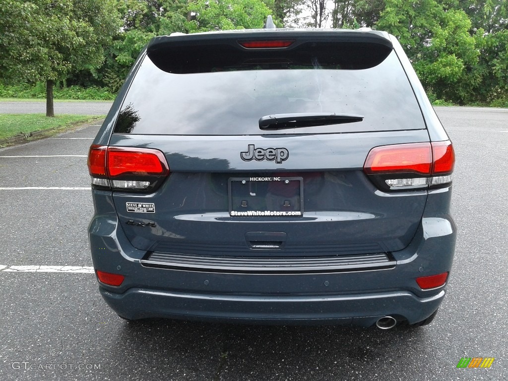 2018 Grand Cherokee Altitude 4x4 - Rhino / Black photo #7