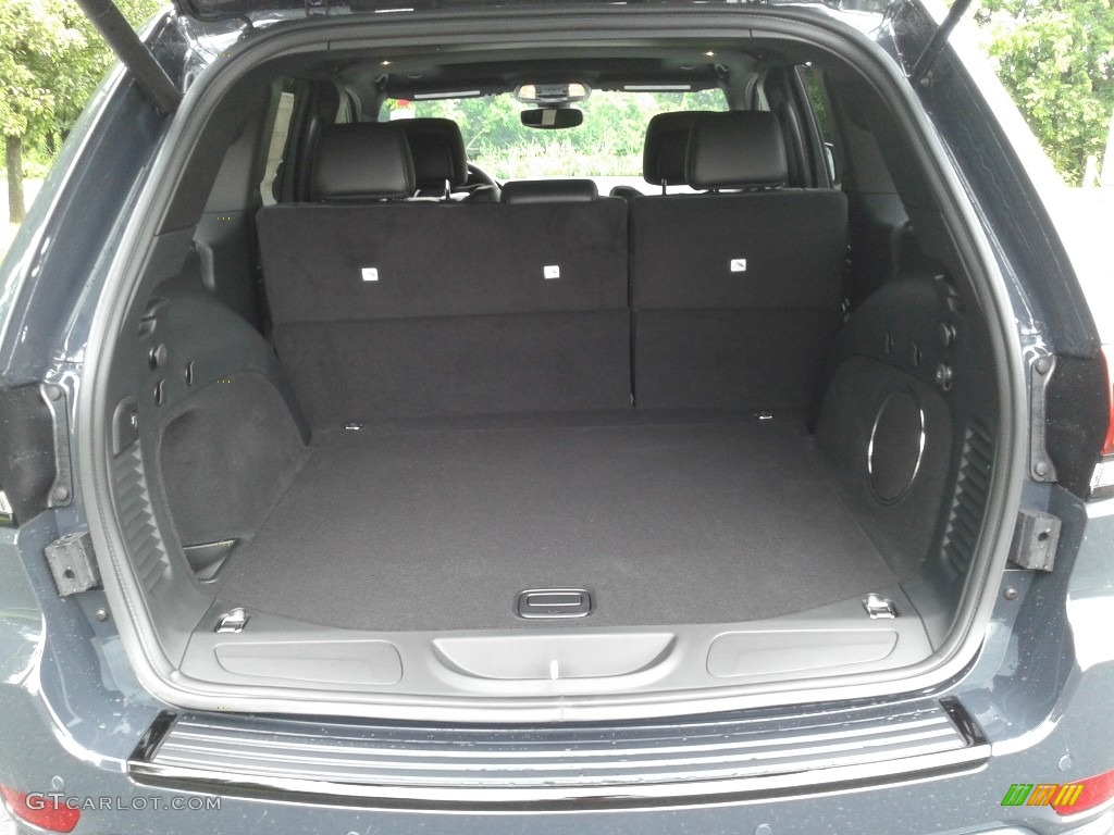 2018 Grand Cherokee Altitude 4x4 - Rhino / Black photo #14