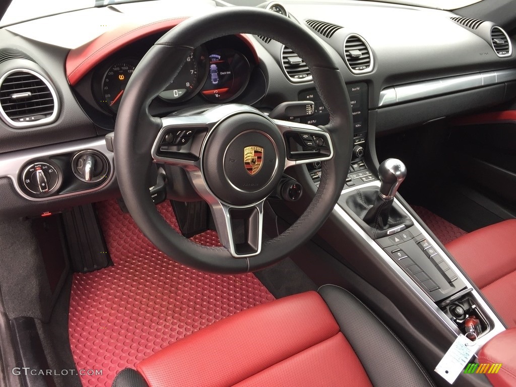 2017 Porsche 718 Cayman Standard 718 Cayman Model Black/Bordeaux Red Dashboard Photo #127273635