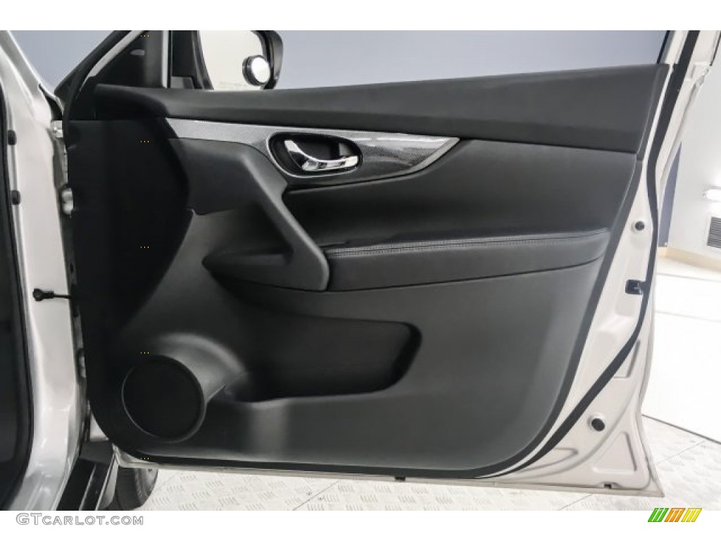 2015 Rogue SL - Brilliant Silver / Charcoal photo #27