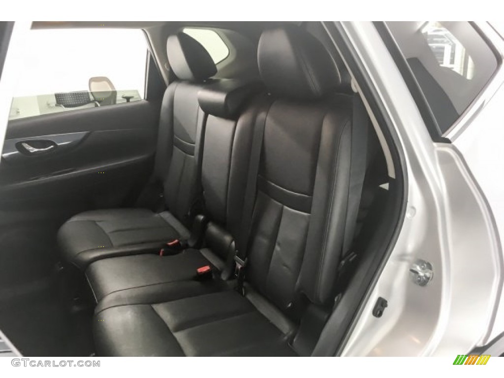 2015 Rogue SL - Brilliant Silver / Charcoal photo #34
