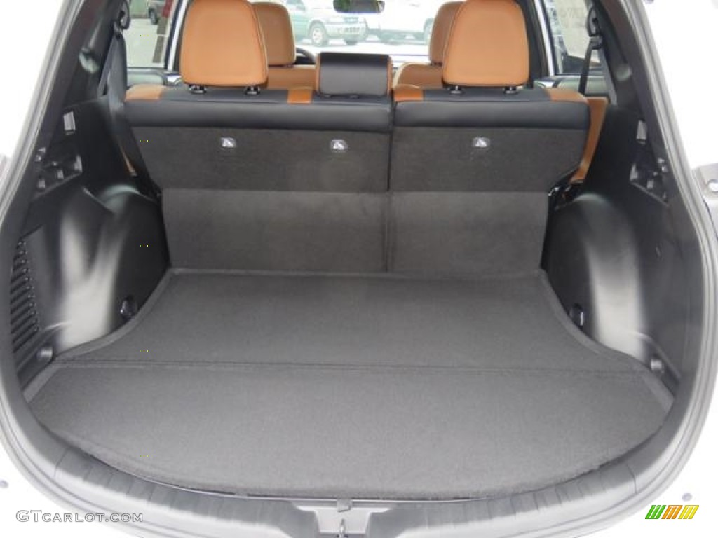2018 Toyota RAV4 SE Trunk Photo #127275432