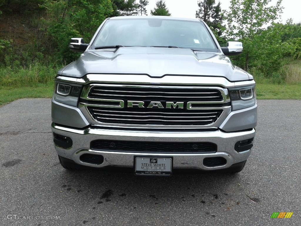 2019 1500 Laramie Crew Cab 4x4 - Billett Silver Metallic / Black photo #3