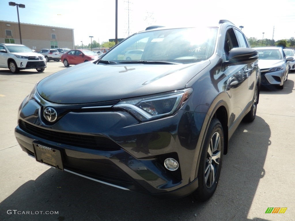 2018 RAV4 XLE - Magnetic Gray Metallic / Black photo #1
