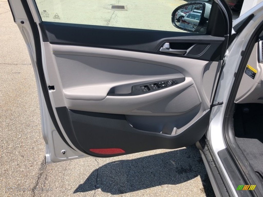 2018 Hyundai Tucson Sport AWD Gray Door Panel Photo #127300520
