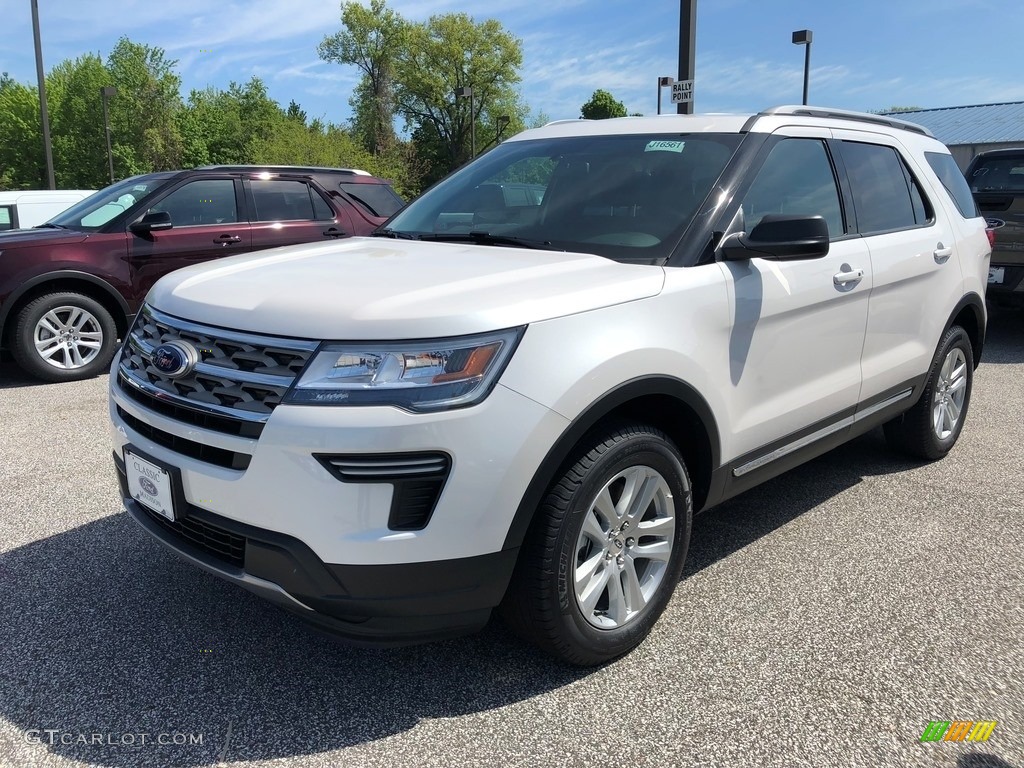 2018 Explorer XLT 4WD - White Platinum / Ebony Black photo #1
