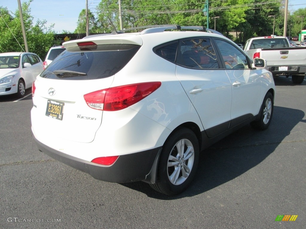 2012 Tucson GLS - Cotton White / Taupe photo #6