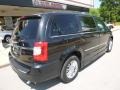 Brilliant Black Crystal Pearl - Town & Country Touring-L Photo No. 2