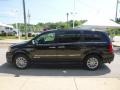 2015 Brilliant Black Crystal Pearl Chrysler Town & Country Touring-L  photo #6