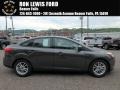 Magnetic - Focus SE Sedan Photo No. 1