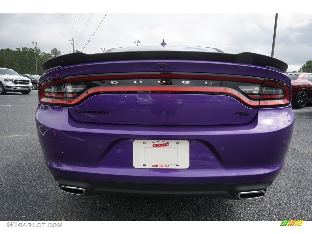 2018 Charger R/T - Plum Crazy Pearl / Black photo #12