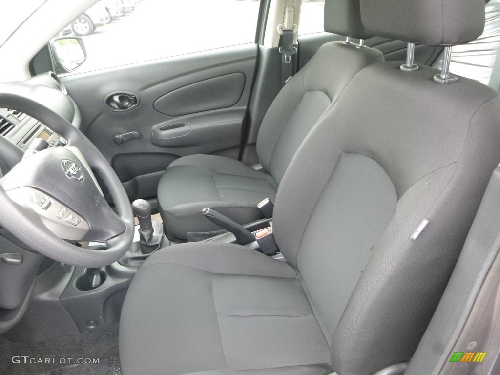 2018 Versa S - Gun Metal Metallic / Charcoal photo #13