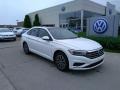 Front 3/4 View of 2019 Jetta SE