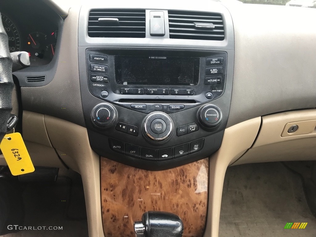 2005 Accord EX-L Sedan - Desert Mist Metallic / Ivory photo #17