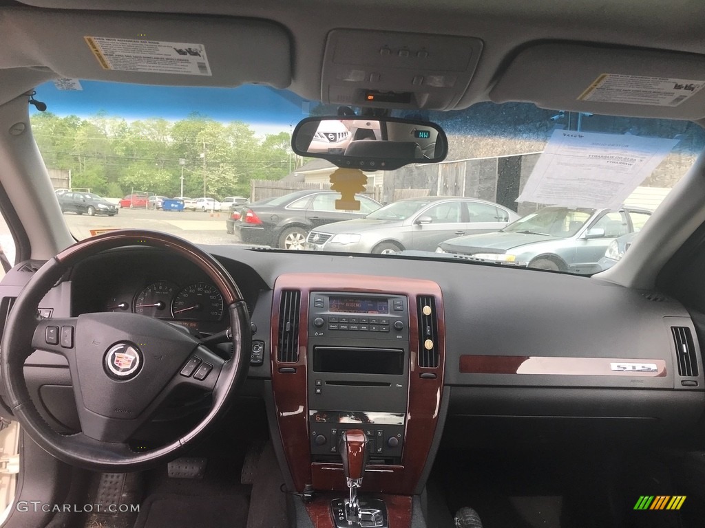 2007 STS V6 - White Diamond / Ebony photo #15